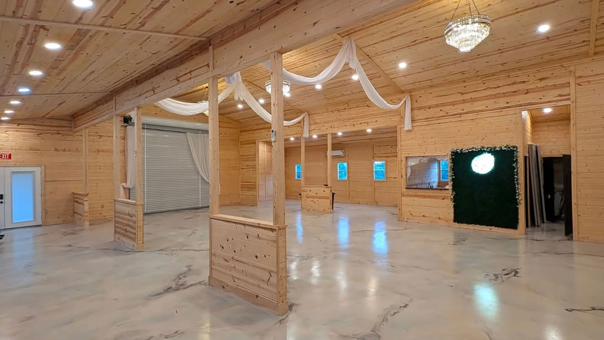 Mountain Top Memories - Reception Barn
